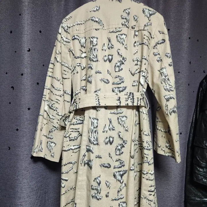 [BUNJANG] Marc Jacobs Pattern Double Trench Coat - Size 55 / 마크제이콥스 패턴 더블 트렌치코트-55