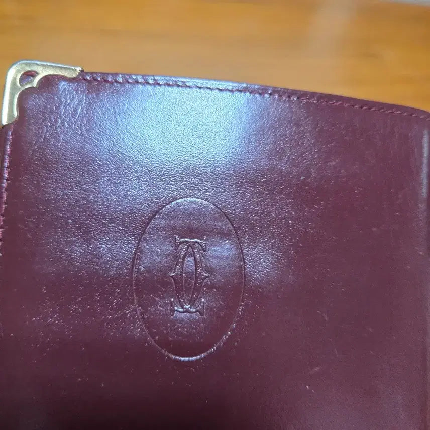 [BUNJANG] 신품급 까르띠에 보르도 카드지갑 금장 장식 / 신품급 까르띠에 보르도 카드지갑 금장 장식