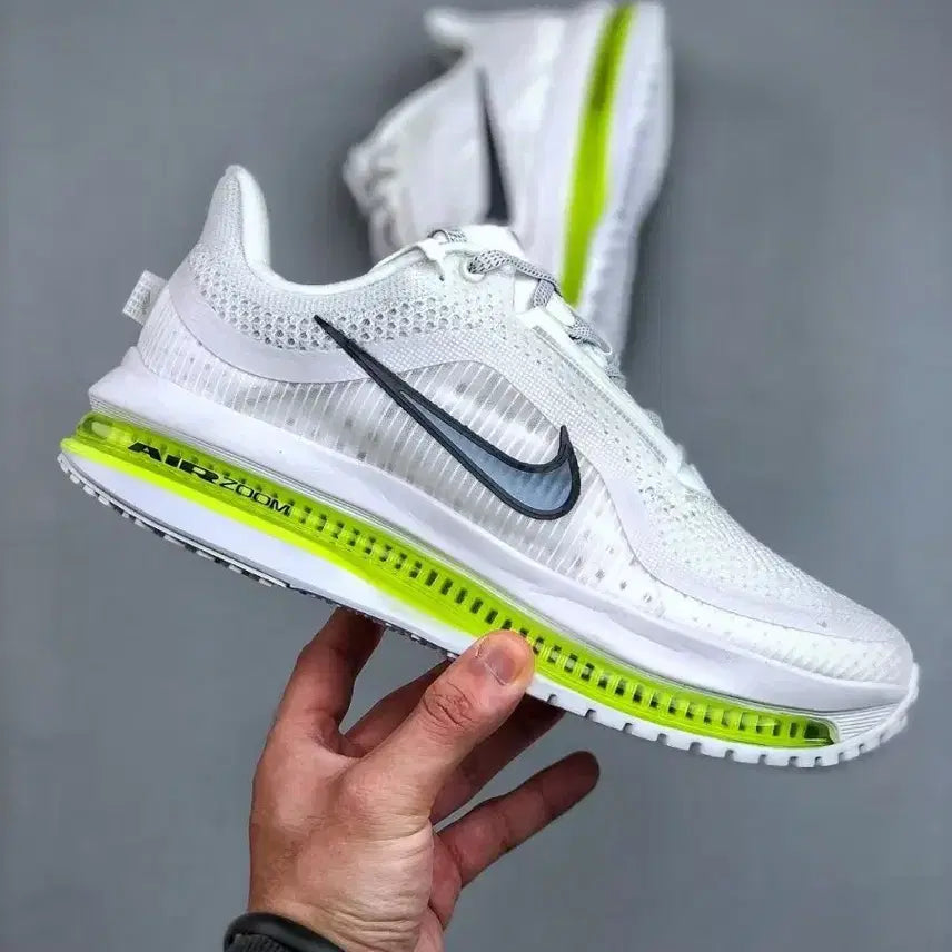 [BUNJANG] Nike Air Max White/Neon Sneakers (Size 270) / 나이키 에어맥스 흰/형광 운동화 사이즈:270