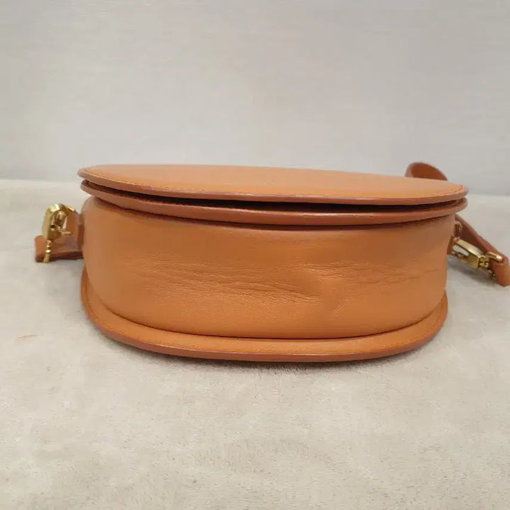 [BUNJANG] Laraout Mango Bag Camel Shoulder Bag / 라라우트 망고백 카멜로 숄더백