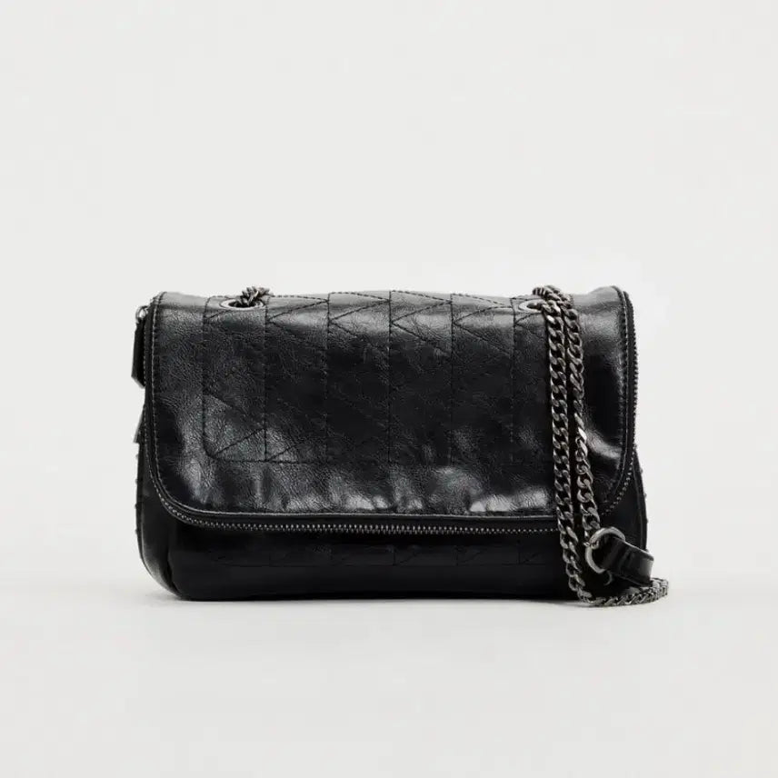 [BUNJANG] ZARA Flap Bag / 자라 락 플랙백