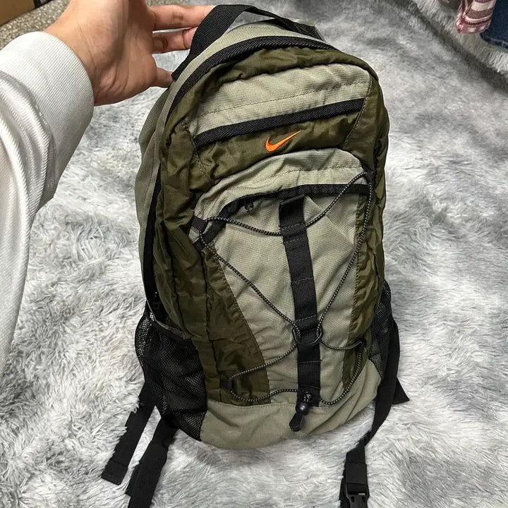 [BUNJANG] Nike Old School 00s Unique Backpack / 나이키 올드스쿨 유니크 백팩
