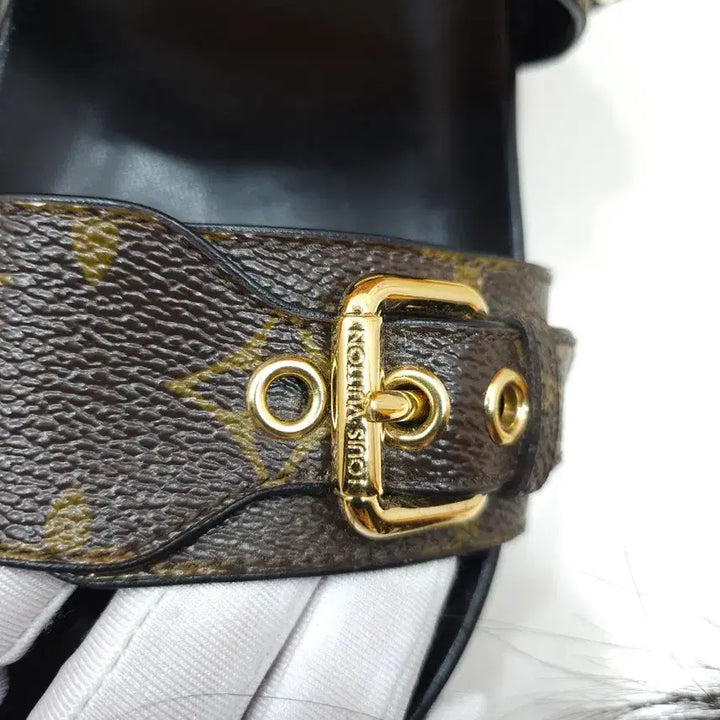 [SOLD OUT] A / 37(240) 루이비통 봄 디아 플랫 컴포트 슬리퍼 모노그램