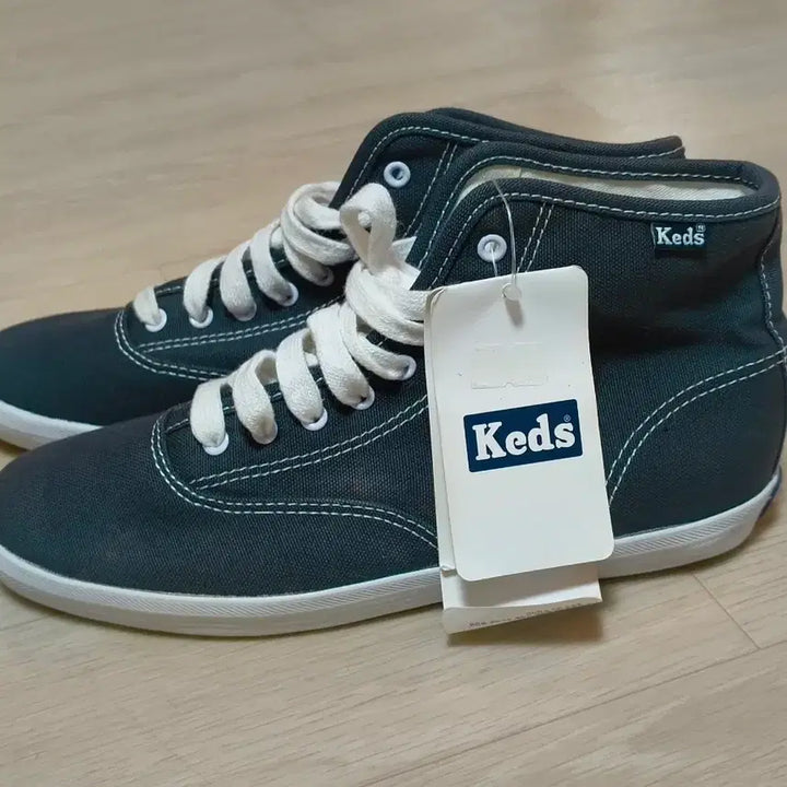 [BUNJANG] Keds Sneakers 230 Size - New / 케즈 스니커즈 230사이즈 새제품