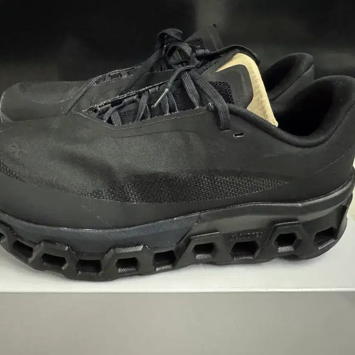 [BUNJANG] PAPF x ON Running Cloudmonster Black / [290]파프x온러닝 클라우드몬스터 블랙(파프온)