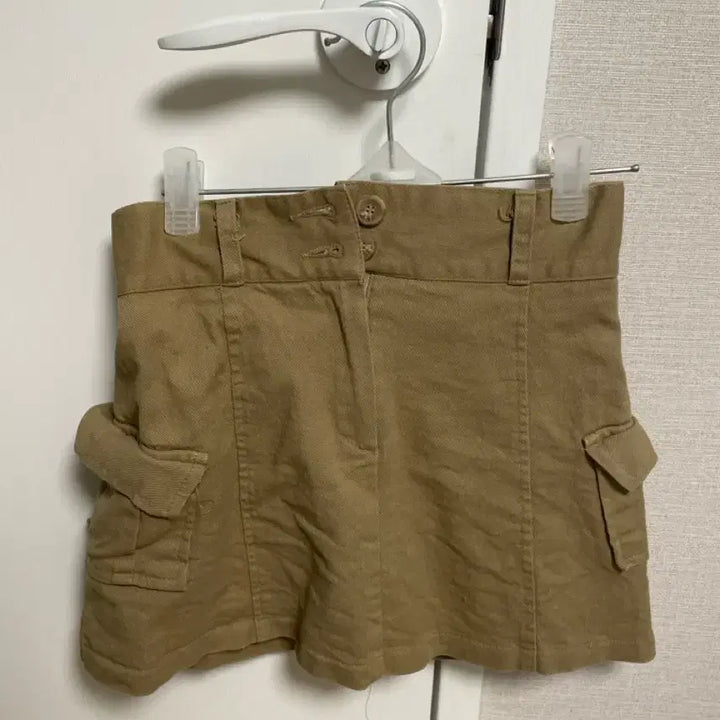 [BUNJANG] Khaki Cargo Banding Mini Skirt / 카키색 카고 밴딩 미니스커트