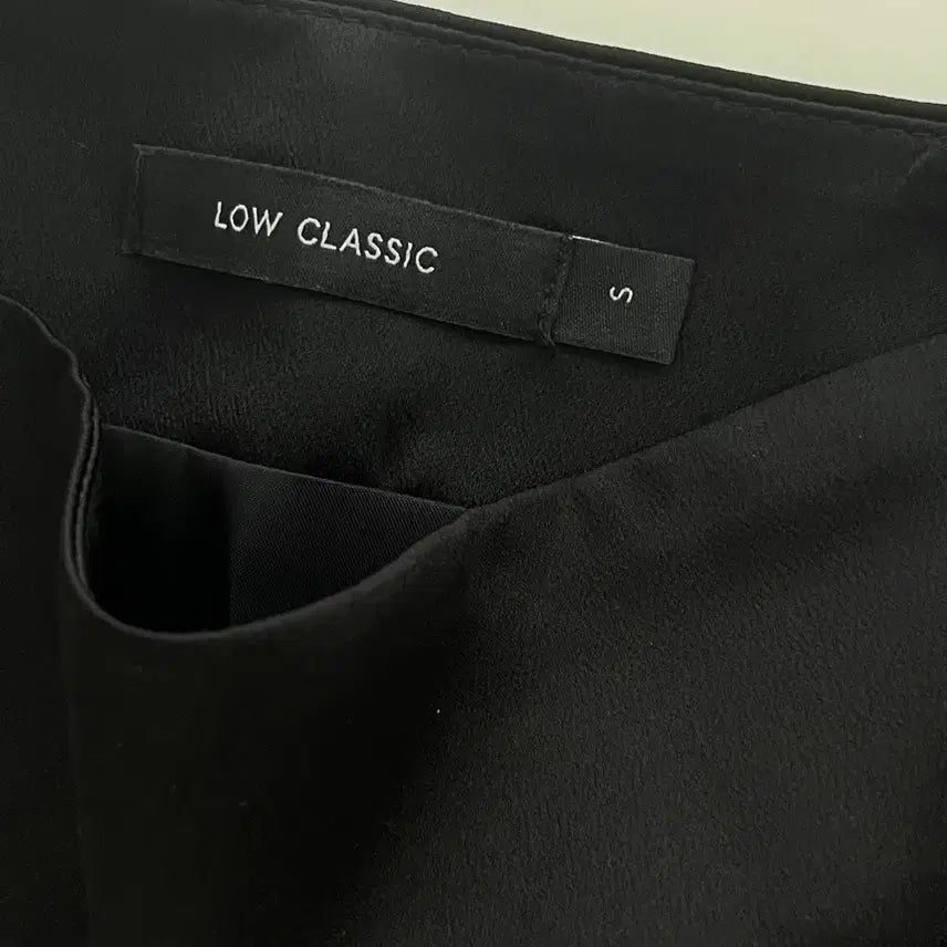 [BUNJANG] Low Classic Drape Layered Skirt - Black / 로우클래식 DRAPE LAYERED SKIRT - BLACK
