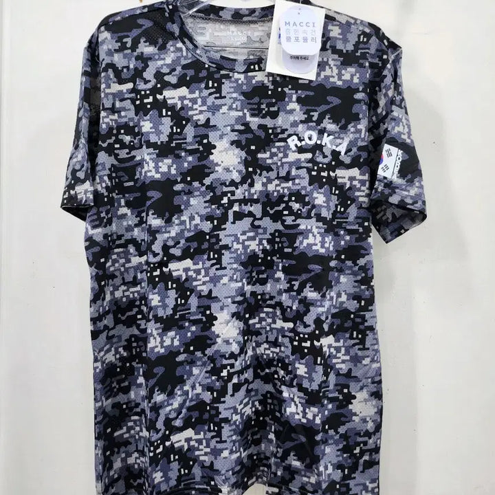 [BUNJANG] ROKA Digital Short Sleeve T-shirt / 로카디지털반팔