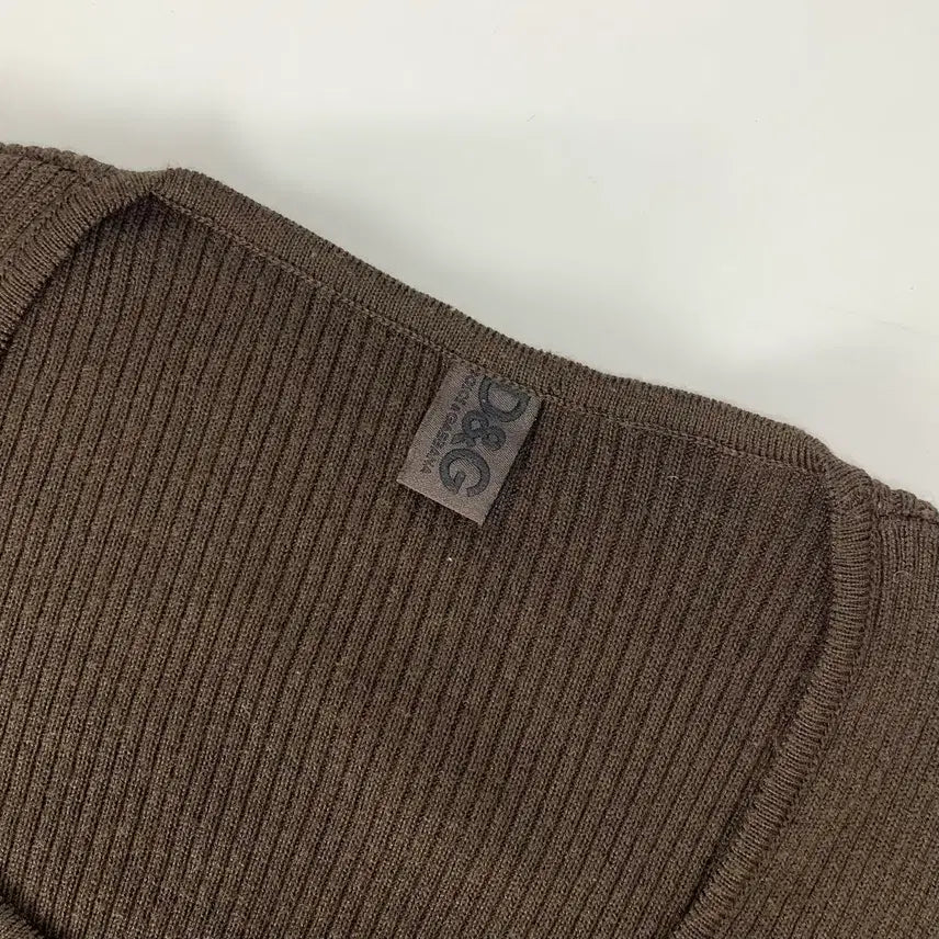 [BUNJANG] Dolce &amp; Gabbana Ribbed Knit Top / 돌체앤가바나 리브드 니트 탑
