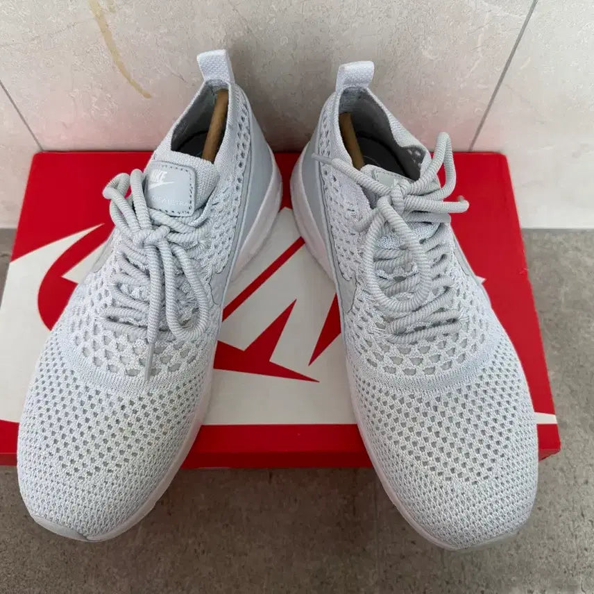 [BUNJANG] 나이키운동화. 나이키신발.나이키여성운동화.여성런닝화.여성조 / 나이키운동화. 나이키신발.나이키여성운동화.여성런닝화.여성조