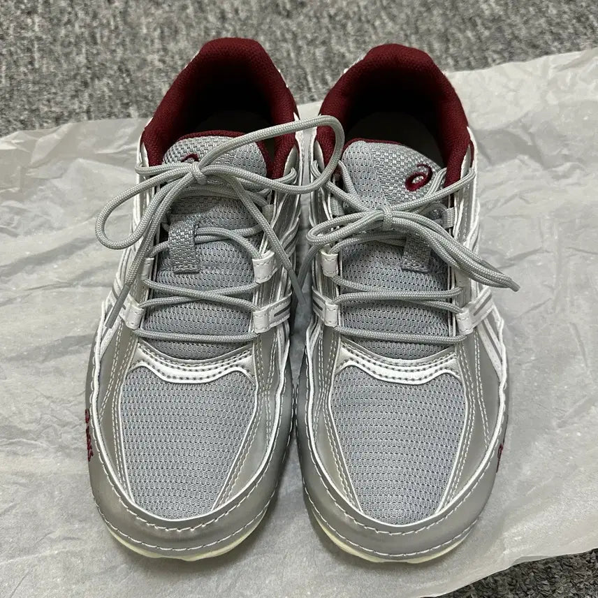 [BUNJANG] ASICS HyperSync Piedmont Grey Pure Silver 235 / 아식스 하이퍼싱크 피드몬트 그레이 퓨어 실버 235