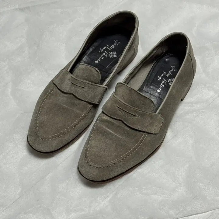 [SOLD OUT] 안드레아 벤추라 로퍼 41