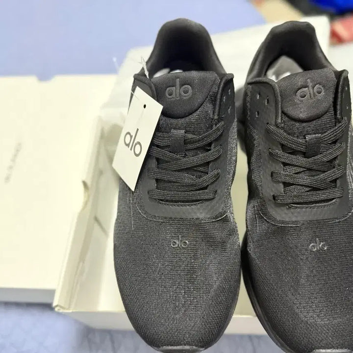 [BUNJANG] ALO Runner Unisex Running Shoes / 알로 러너 ALO 런닝화 240mm, 250mm 남녀공용 새제품
