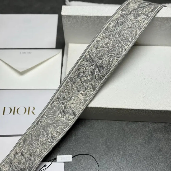 [BUNJANG] Dior Embroidered Canvas Shoulder Strap / (100%정품) 디올 자수 캔버스 스트랩
