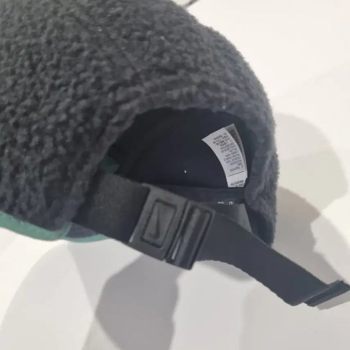 [SOLD OUT] 일본 나이키 ACG 써마핏 M/L 플라이 언스트럭처 캡 블랙 바이코스탈