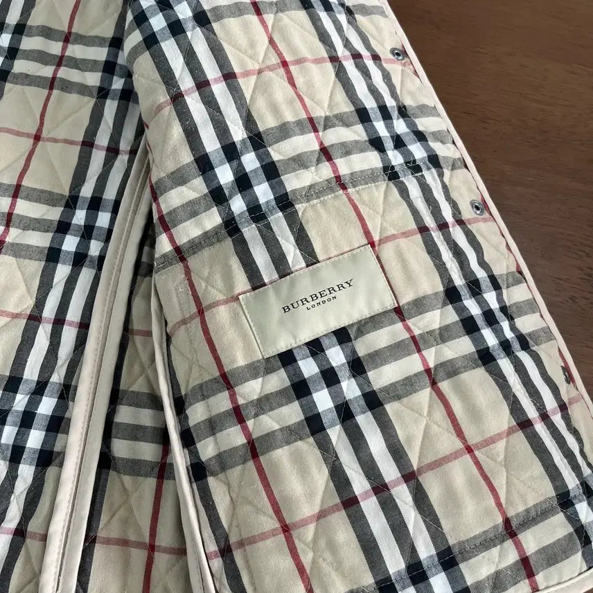 [BUNJANG] Burberry Woman Quilted Jacket S / 버버리 우먼 퀼팅 자켓 S