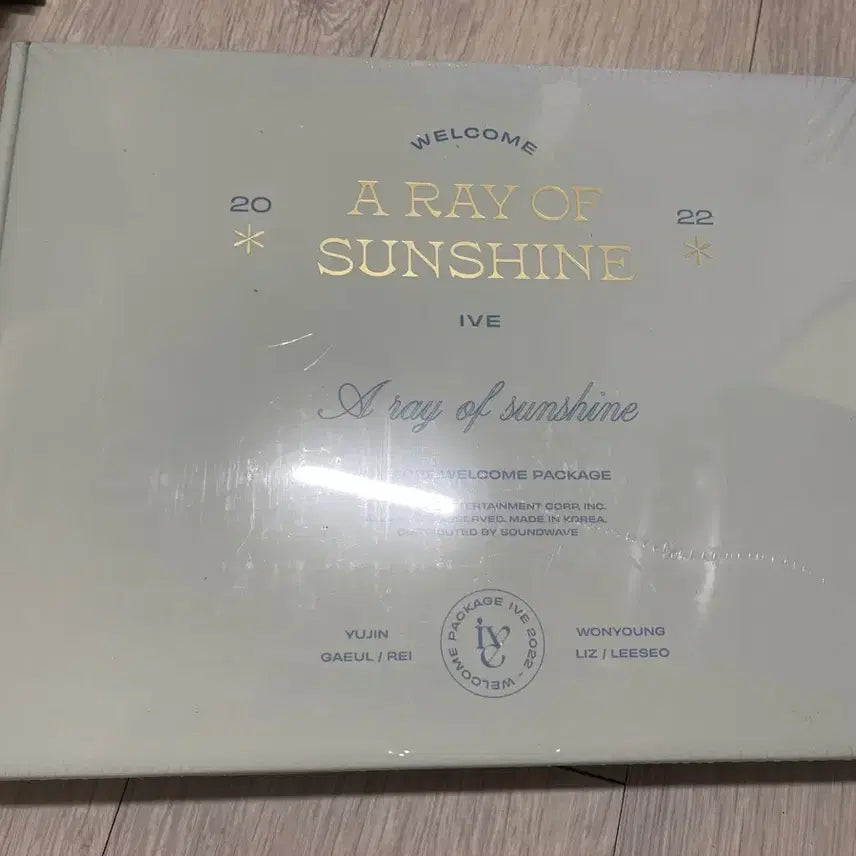 [BUNJANG] IVE 2022 Welcome Package Sealed / IVE 2022 웰컴 패키지 미개봉