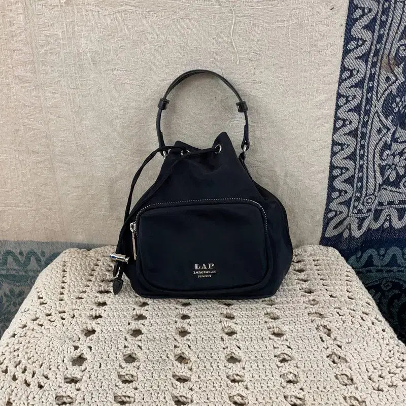 [BUNJANG] LAP Black Bucket Tote Handbag / [F] 랩 LAP 블랙 복조리 토트백 핸드백 가방