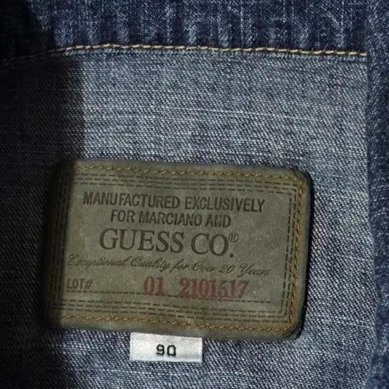 [BUNJANG] Guess Denim Jacket 90s / Guess 데님 자켓 90
