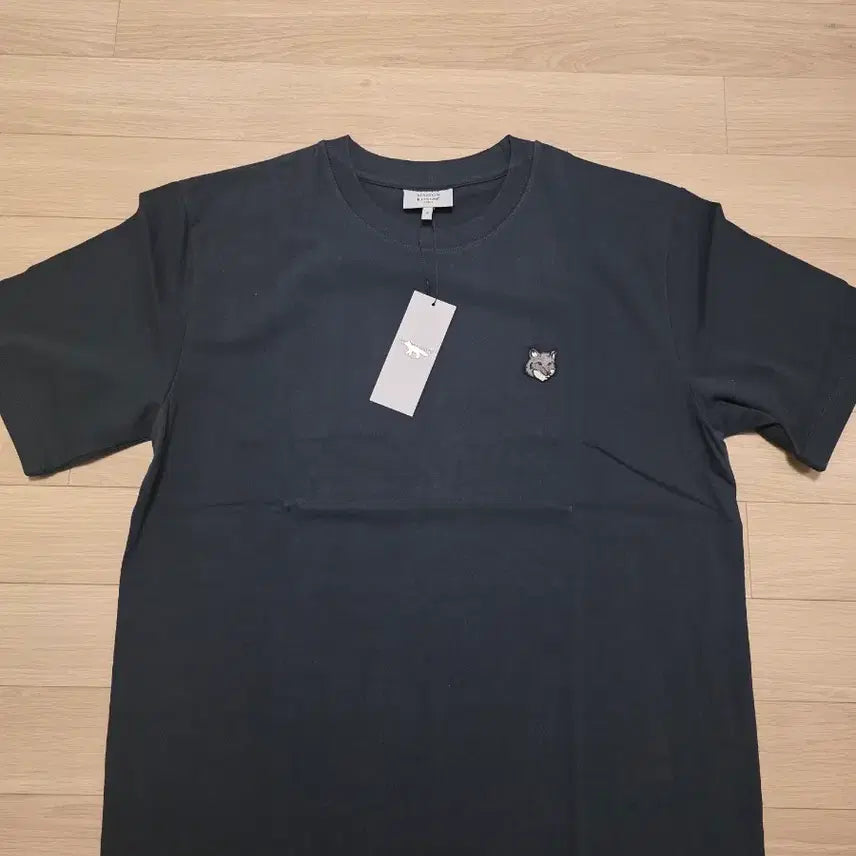 [BUNJANG] Maison Kitsune Navy White Fox Patch T-shirt / 메종키츠네 네이비 화이트 폭스 반팔티 xl 새상품(정품)