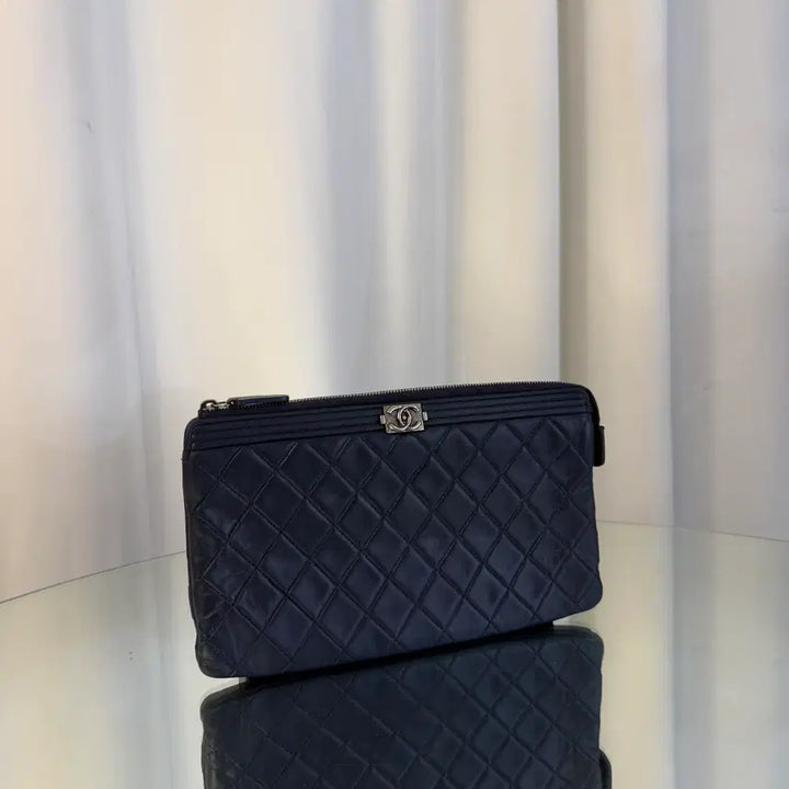 [BUNJANG] Chanel Lambskin Boy Double Zipper Pouch / 샤넬 램스킨 보이 더블 지퍼 파우치