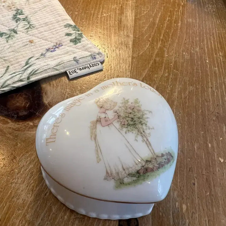 [SOLD OUT] 일본 빈티지 보넷걸 도자기 보석함