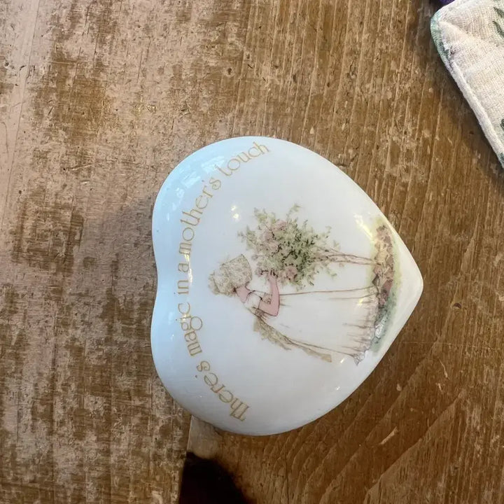 [SOLD OUT] 일본 빈티지 보넷걸 도자기 보석함
