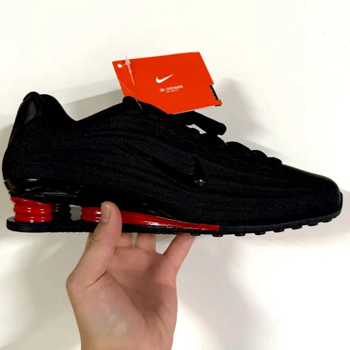 [BUNJANG] Nike Shox Z Sneakers / (255,260)(새상품)나이키 스니커즈 샥스 z 블랙 유니버시티 레드