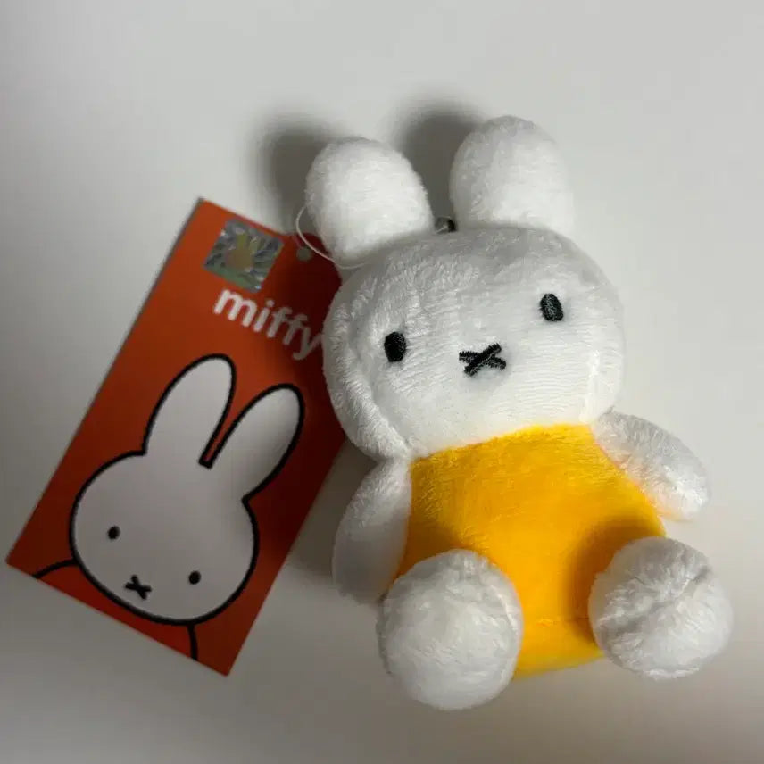 [BUNJANG] Miffy Plush Keychain / 미피 인형 키링