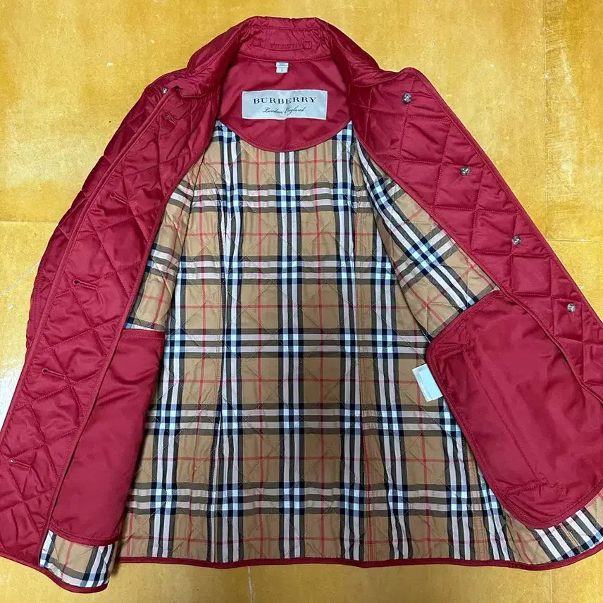 [BUNJANG] Burberry Quilted Jacket - Large / 버버리 정품 퀼팅 라지사이즈