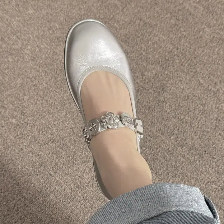 [BUNJANG] Silver Embellished Strap Flat Shoes / (30,35,40,55))실버 장식 스트랩 플랫슈즈 5025
