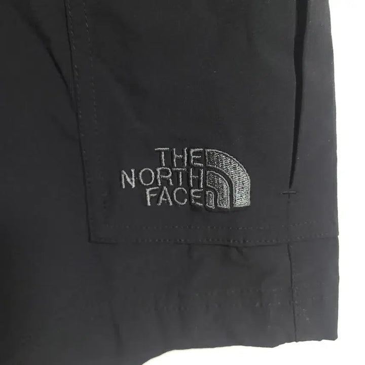 [BUNJANG] The North Face Black Functional Cargo Shorts / (34) 노스페이스 블랙 기능성 카고 반바지 등산복 운동복