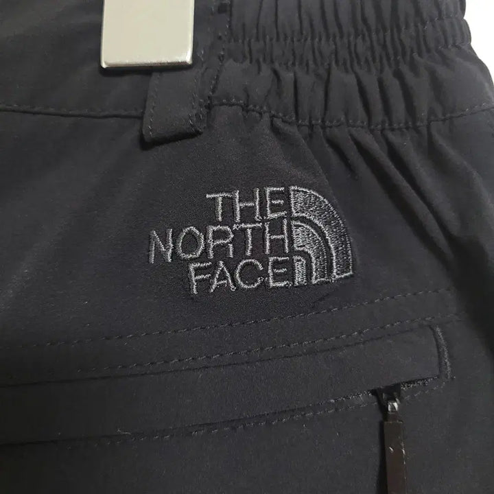 [BUNJANG] The North Face Black Functional Cargo Shorts / (34) 노스페이스 블랙 기능성 카고 반바지 등산복 운동복