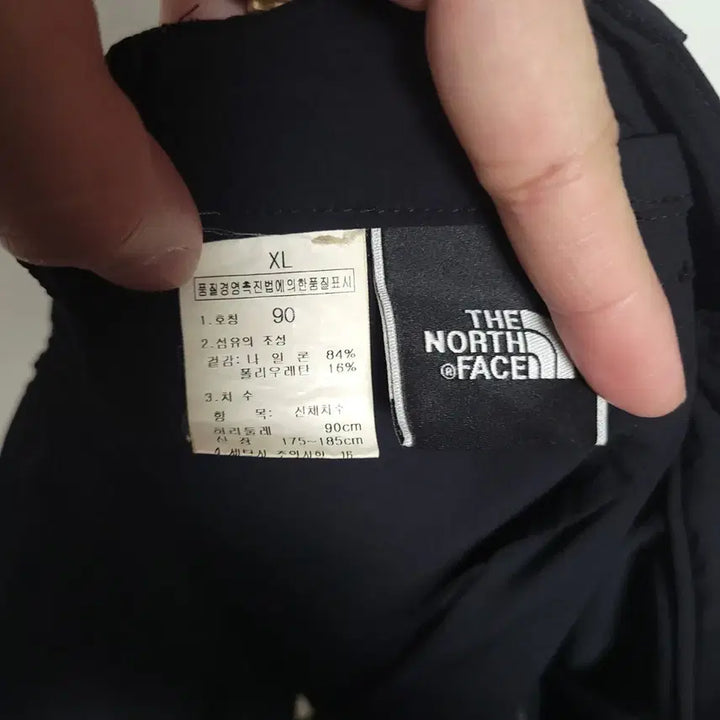 [BUNJANG] The North Face Black Functional Cargo Shorts / (34) 노스페이스 블랙 기능성 카고 반바지 등산복 운동복