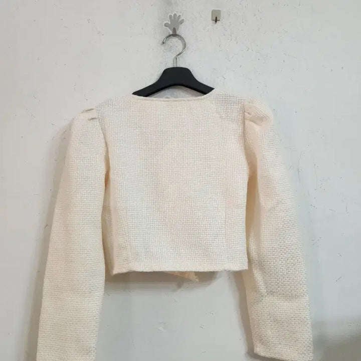 [BUNJANG] Ivory Tweed Pearl Button Crop Jacket / 아이보리 트위드 진주 버튼 크롭 자켓