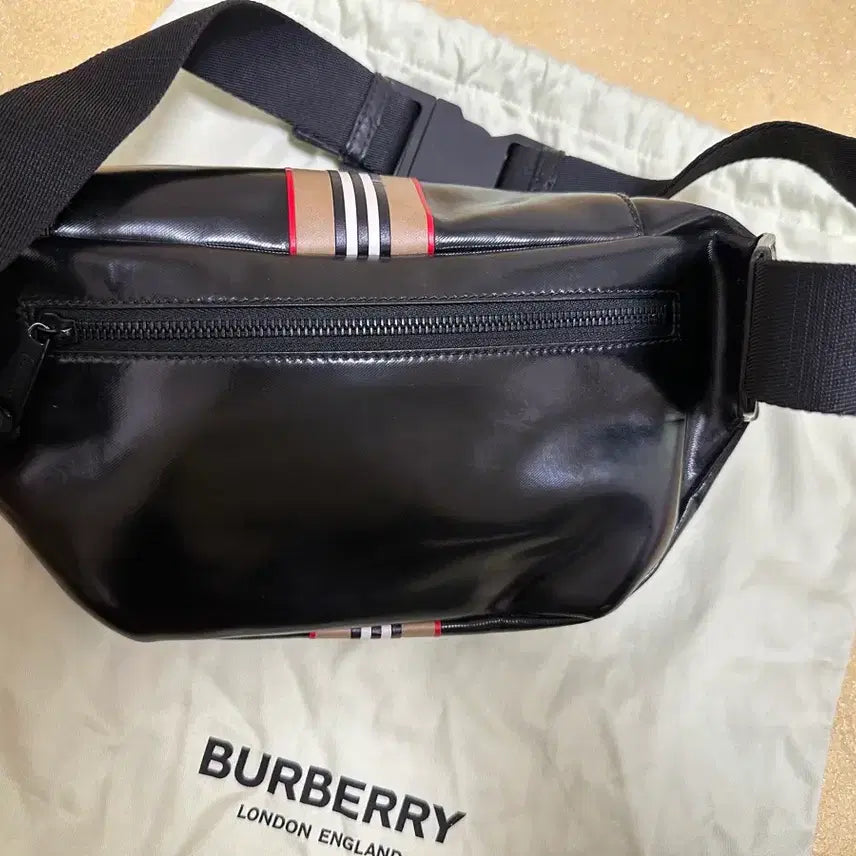 [BUNJANG] Burberry Medium Bum Bag / 버버리 정품 범백 미디움사이즈
