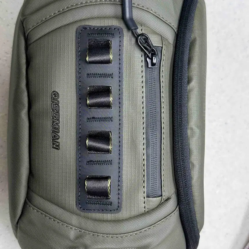 [BUNJANG] Camera Sling Bag / 카메라 슬링백(미사용)
