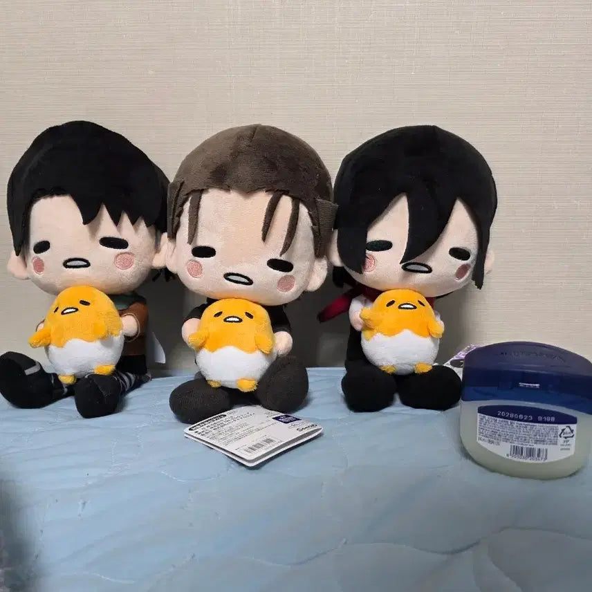 [BUNJANG] Attack on Titan Gudetama Collaboration Plush Doll Set / 진격의 거인 x 구데타마 콜라보 인형 3종 세트