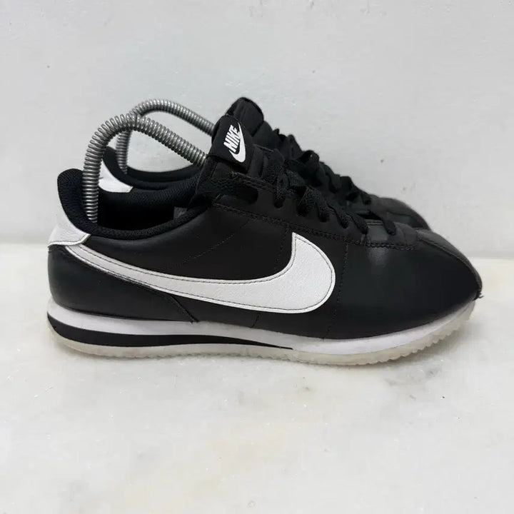 [BUNJANG] Nike Cortez Black Sneakers / (250)나이키 운동화 코르테즈 블랙