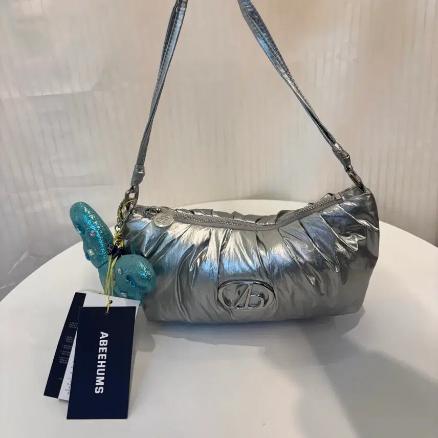 [BUNJANG] Authentic Ebihmz Glossy Shoulder Bag / 정품 어비험즈 글로시 숄더백