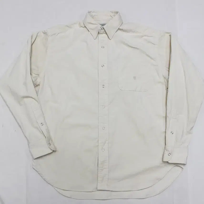 [BUNJANG] Universal Overall M Ivory Corduroy Overshirt / 유니버셜오버롤 M 100 오버핏 긴팔 셔츠 잔코듀로이/R02
