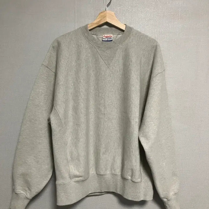 [BUNJANG] Outstanding MAX-WEIGHT Sweatshirt M / 아웃스탠딩 MAX-WEIGHT 맨투맨 M
