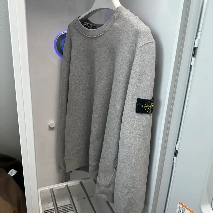 [SOLD OUT] 한글택 L 스톤아일랜드 맨투맨 회색