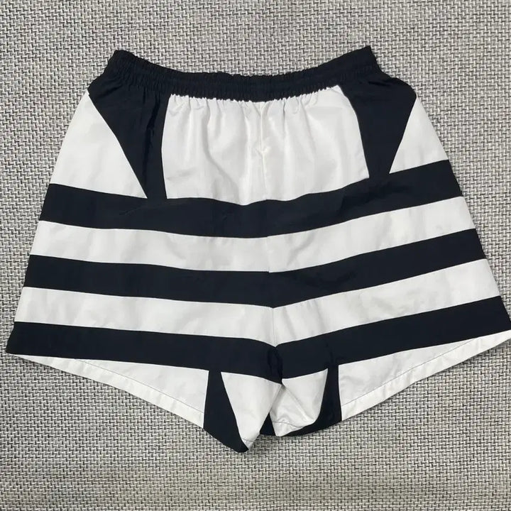 [BUNJANG] Adidas Training Shorts M / 아디다스 트레이닝 숏팬츠 M
