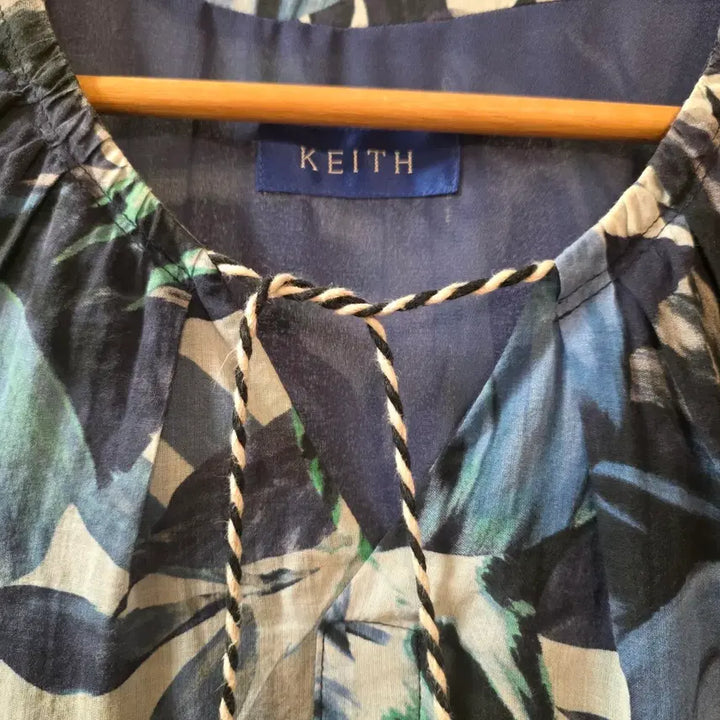 [BUNJANG] KEITH 키이스 잎사귀 패턴 롱 원피스 / KEITH 키이스 잎사귀 패턴 롱 원피스