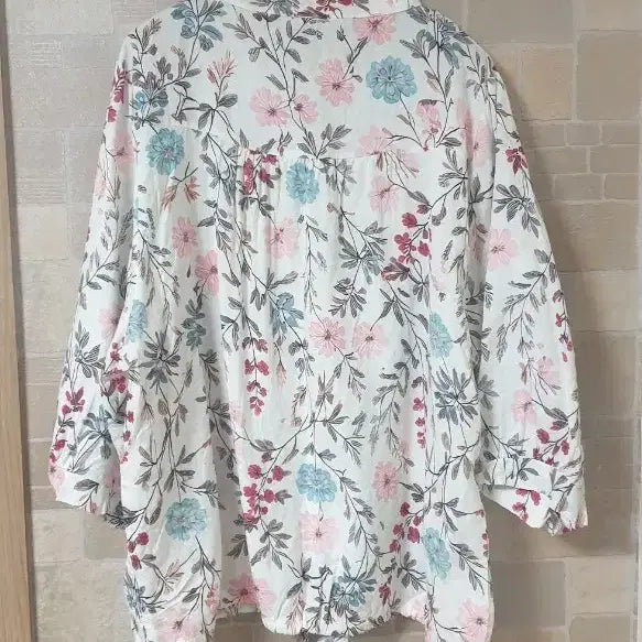 [BUNJANG] Floral Three-Quarter Sleeve Blouse / 여성 플라워7부남방(새옷)
