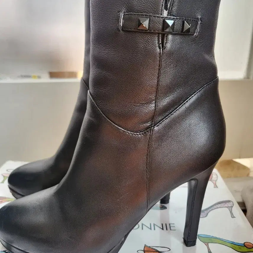 [BUNJANG] SUECOMMA BONNIE Leather Ankle Boots / 슈콤마보니 앵글부츠