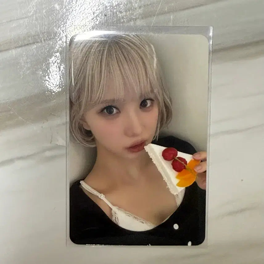 [SOLD OUT] [BUNJANG] VIVIZ Eunha POB Photocard / 비비지 은하 포카 미공포 양도합니다!!