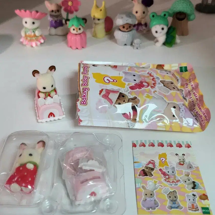 [BUNJANG] Sylvanian Families Baby Cake Party Series Baby Chocolate Rabbit Blind Bag / 실바니안패밀리 블라인드백 아기 초코 토끼 (미사용)