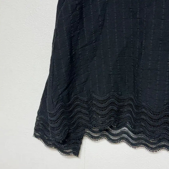 [BUNJANG] SJSJ Black Blouse / SJSJ 블랙 블라우스 76-90-155